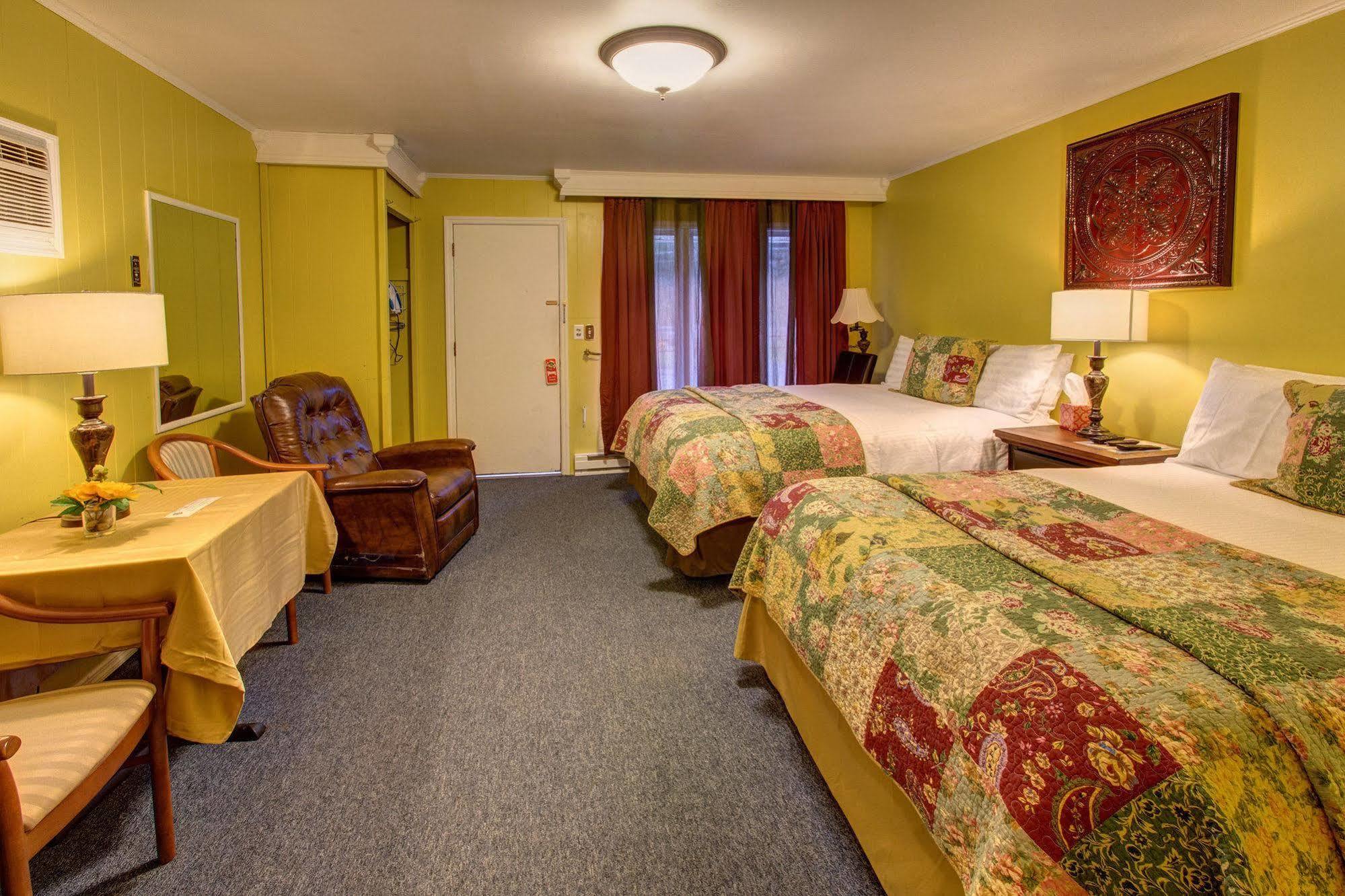 Starlite Motel & Suites Big Indian Экстерьер фото